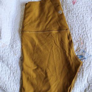 Lulu Align short s 4